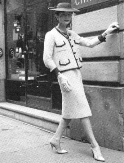 chanel suit 1923|vintage Chanel suits.